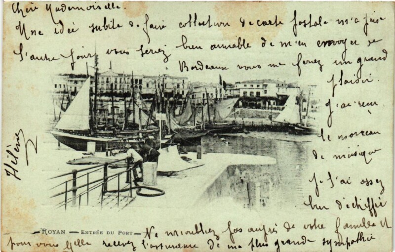 Carte postale ancienne Royan - Entrée du Port à Royan