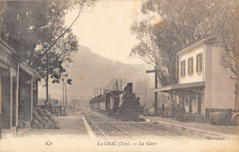 Carte postale ancienne La Crau La Gare (Train à La Crau