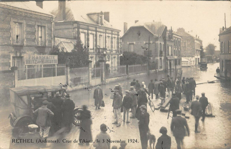 Carte postale ancienne Rethel Crue De L'Aisne Le 3 Novembre 1924 à Rethel