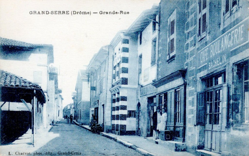 Carte postale ancienne Grande-Rue au Grand-Serre