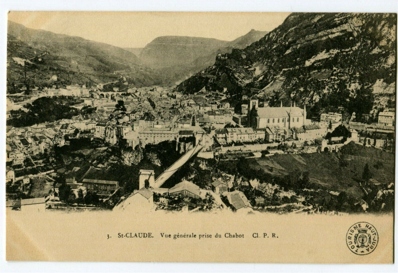 Carte postale ancienne Jura Saint-Claude Vue générale prise du Chabot à Saint-Claude