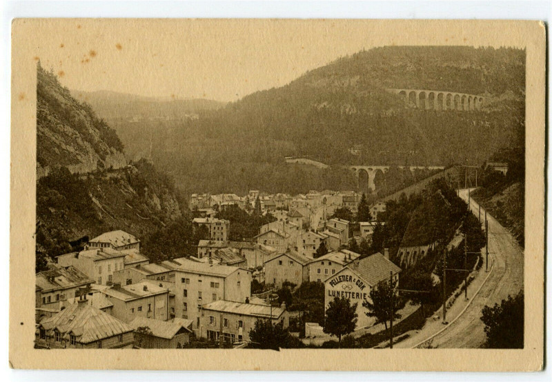 Carte postale ancienne Jura Morez Le Bas de la Ville