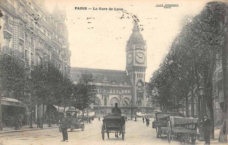 Carte postale ancienne La Gare de Lyon à Paris 12e