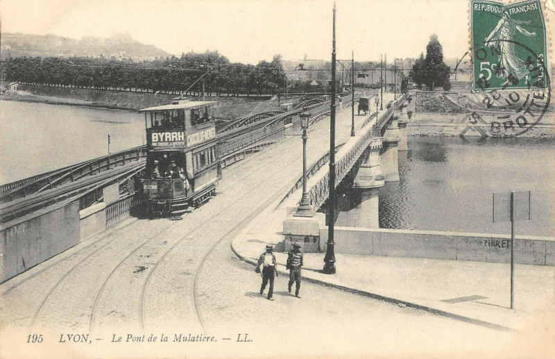 Carte postale ancienne Lyon Le Pont De La Mulatiere à Lyon