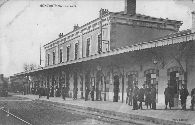 Carte postale ancienne Montbrison La Gare à Montbrison