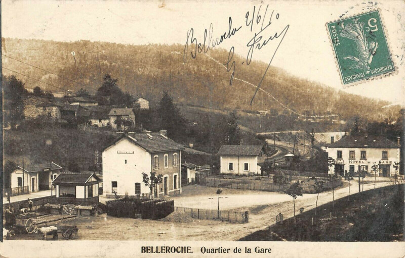 Carte postale ancienne Belleroche Carte Photo Quartier De La Gare à Belleroche