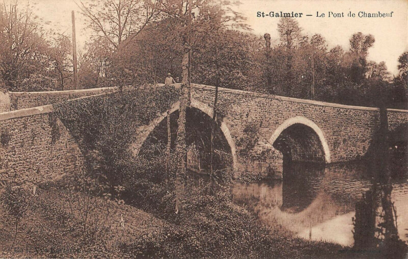Carte postale ancienne Saint Galmier Le Pont De Chamboeuf à Chamboeuf