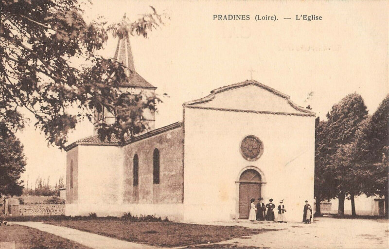 Carte postale ancienne Pradines L'Eglise à Pradines