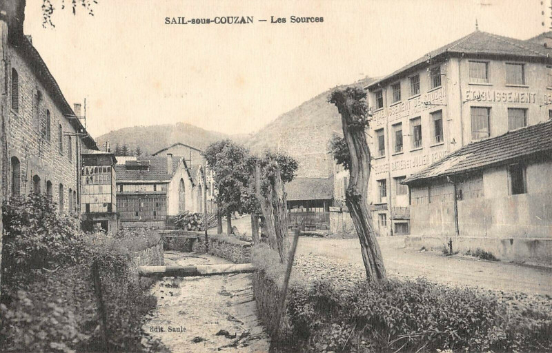 Carte postale ancienne Sail Sous Couzan Les Sources à Sail-sous-Couzan