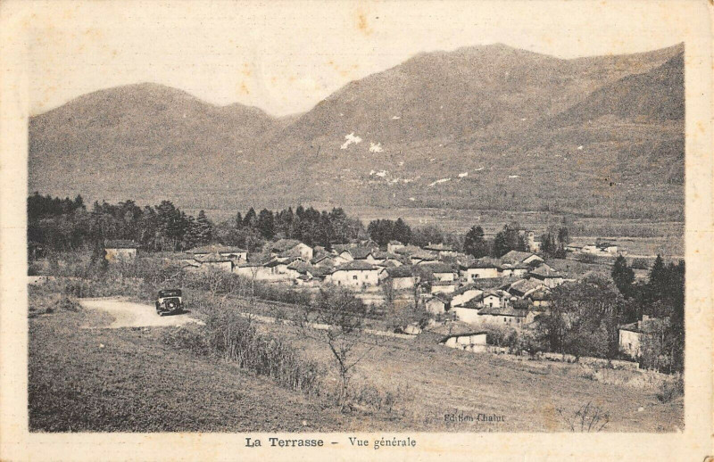 Carte postale ancienne La Terrasse Vue Generale à La Terrasse