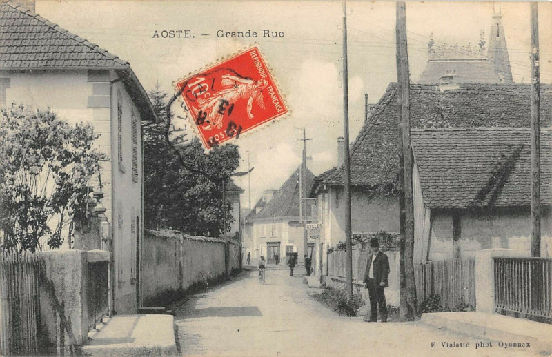 Carte postale ancienne Aoste Grande Rue à Aoste