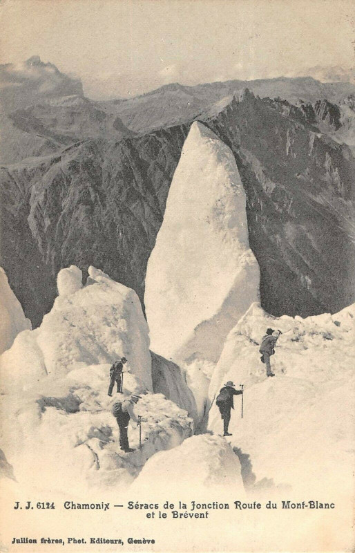 Carte postale ancienne Chamonix Seracs De La Jonction Route Du Mont Blanc Brevent