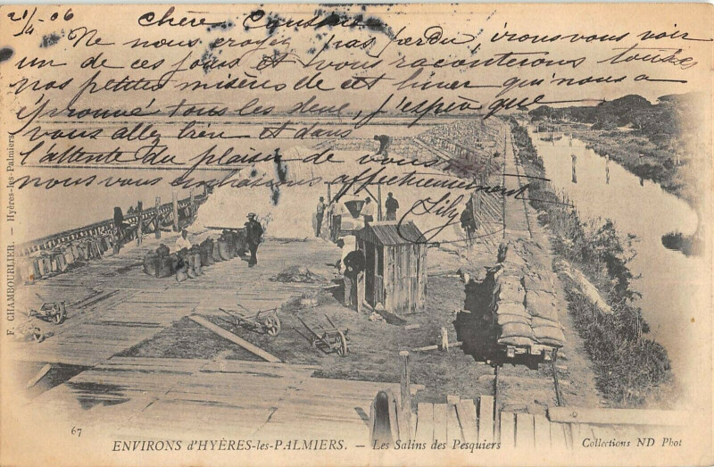 Carte postale ancienne Env.hyeres Les Palmiers Les Salins Des Pesquiers