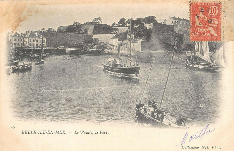 Carte postale ancienne Belle Ile En Mer Le Palais Le Port au Palais