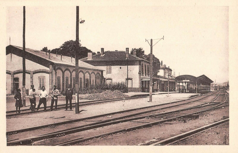 Carte postale ancienne Arvant La Gare