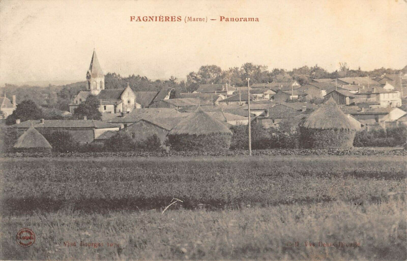 Carte postale ancienne Fagnieres Panorama