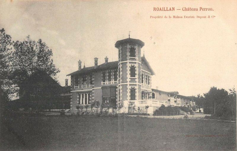 Carte postale ancienne Roaillan Chateau Perron à Roaillan