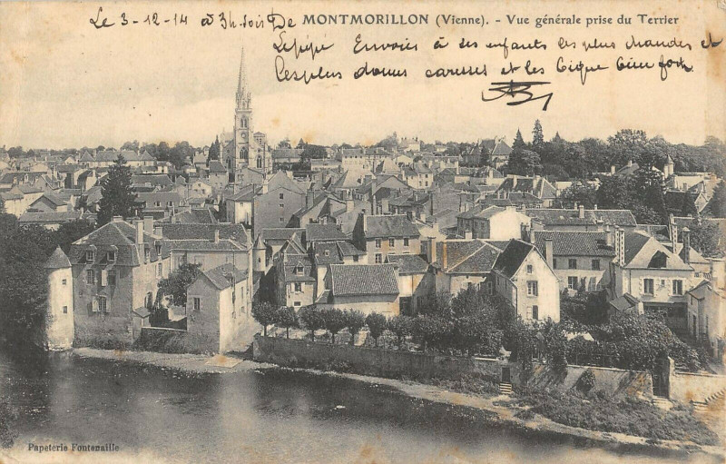 Carte postale ancienne Montmorillon Vue Generale Prise Du Terrier à Montmorillon