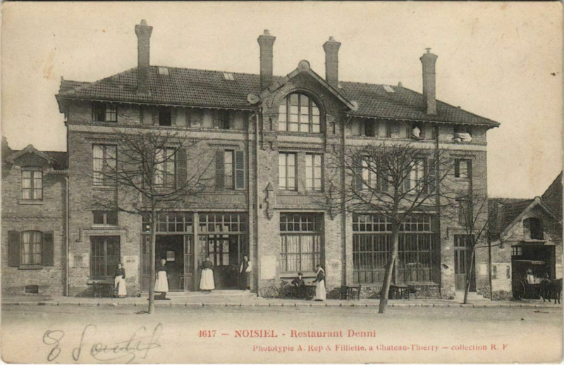 Carte postale ancienne Restaurant Denni à Noisiel