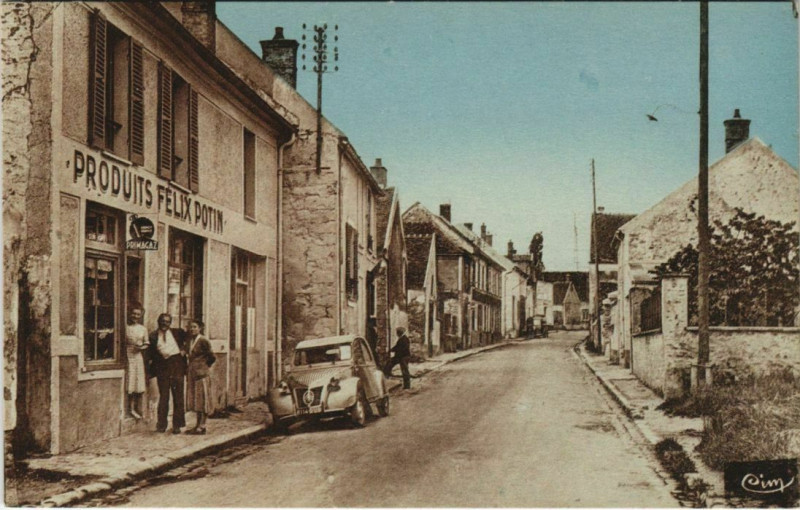 Carte postale ancienne Bombon Grande Rue repr.1930's à Bombon
