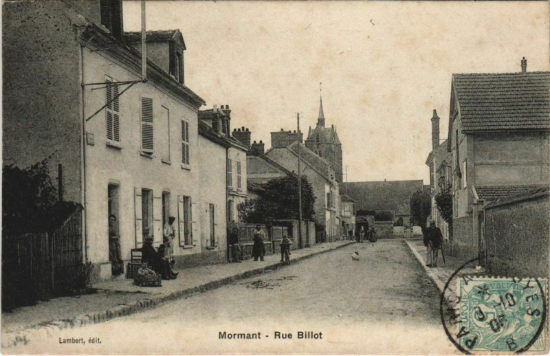 Carte postale ancienne Mormant Rue Billot à Mormant