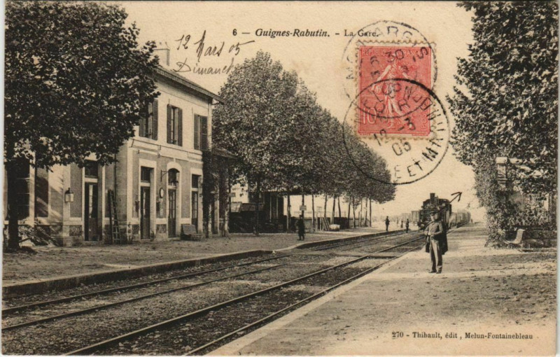 Carte postale ancienne Guignes-Rabutin La Gare Locomotive à Guignes