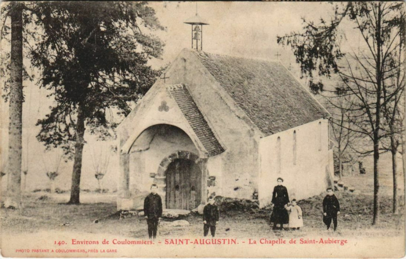 Carte postale ancienne Saint-Augustin La Chapelle de Saint-Aubierge