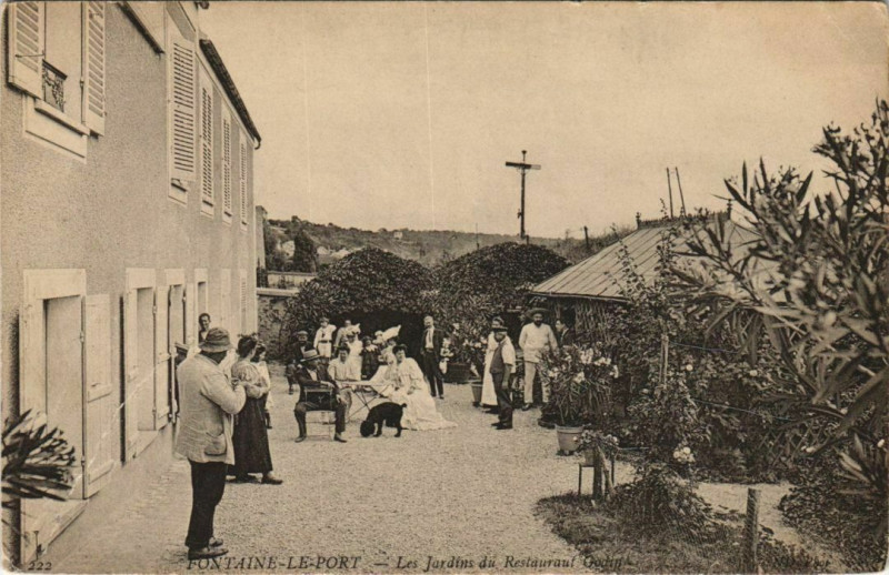 Carte postale ancienne Fontaine-Le-Port Les Jardins du Restaurant Godin à Fontaine-le-Port
