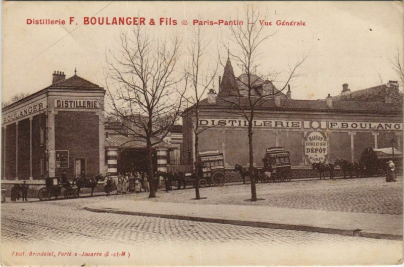 Carte postale ancienne Pantin Distillerie F. Boulanger et Fils à Pantin