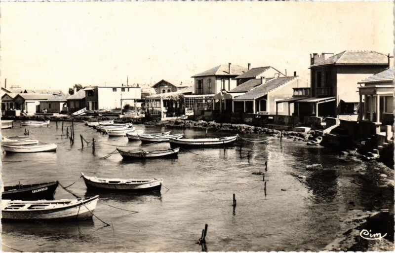 Carte postale ancienne Fos-sur-Mer Le Port de Saint-Gervais à Fos-sur-Mer