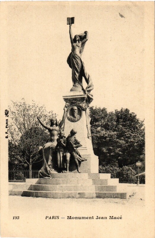 Carte postale ancienne Monument Jean Macé à Paris 19e