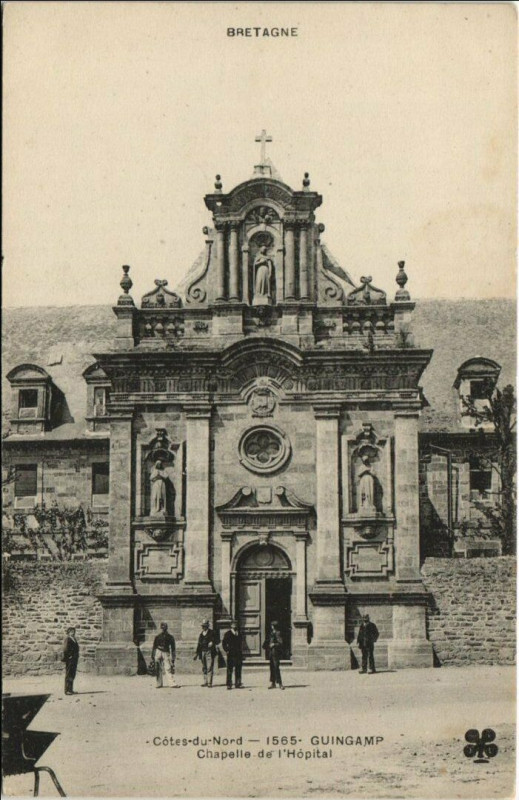 Carte postale ancienne Guingamp Chapelle de l'Hopital à Guingamp