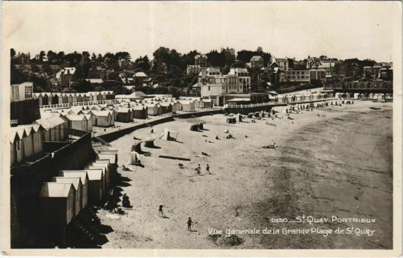 Carte postale ancienne Saint-Quay-Portrieux Vue Generale de la Grande Plage de Saint-Quay à Saint-Quay-Portrieux