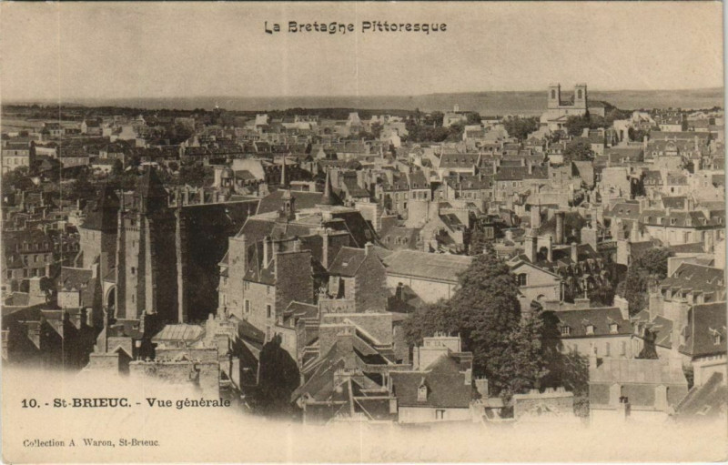 Carte postale ancienne Saint-Brieuc Vue Generale à Saint-Brieuc