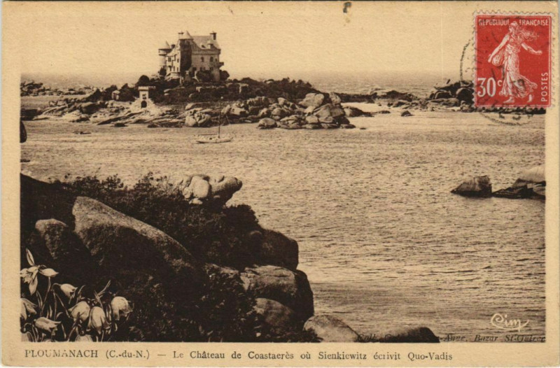 Carte postale ancienne Ploumanac'H Le Chateau de Costaeres