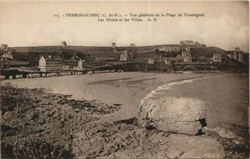 Carte postale ancienne Perros-Guirec Vue Generale de la Plage de Trestrignel à Perros-Guirec