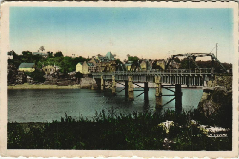 Carte postale ancienne Le Guildo Le Pont sur l'Arguenon