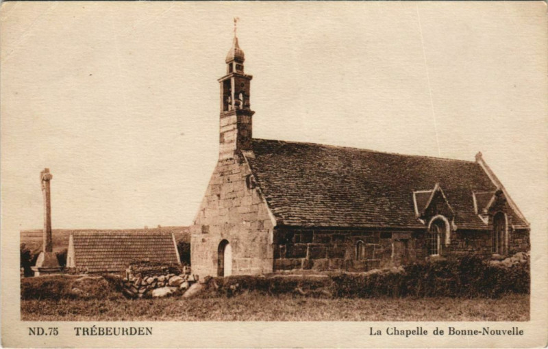 Carte postale ancienne Trebeurden La Chapelle de Bonne-Nouvelle