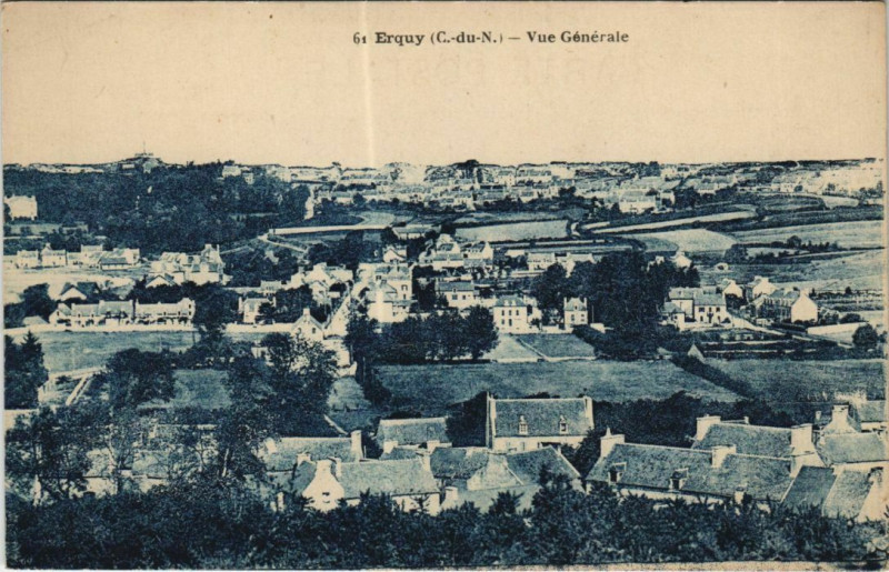 Carte postale ancienne Erquy Vue Generale à Erquy