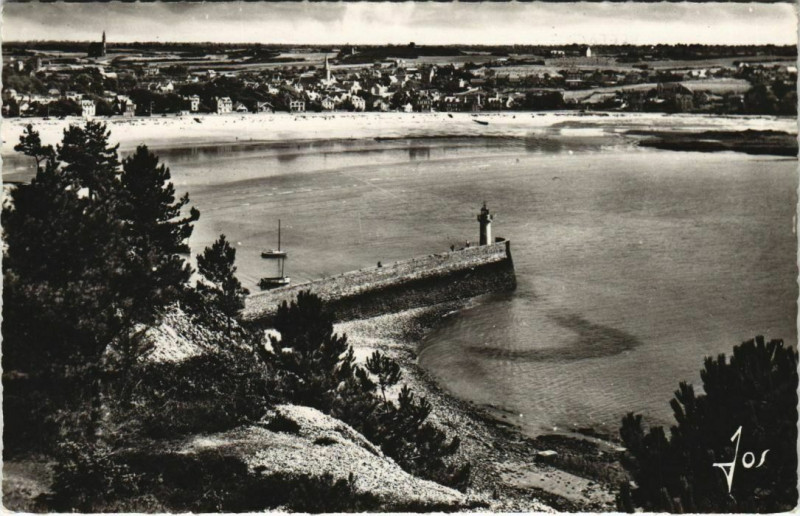 Carte postale ancienne Erquy Panorama à Erquy