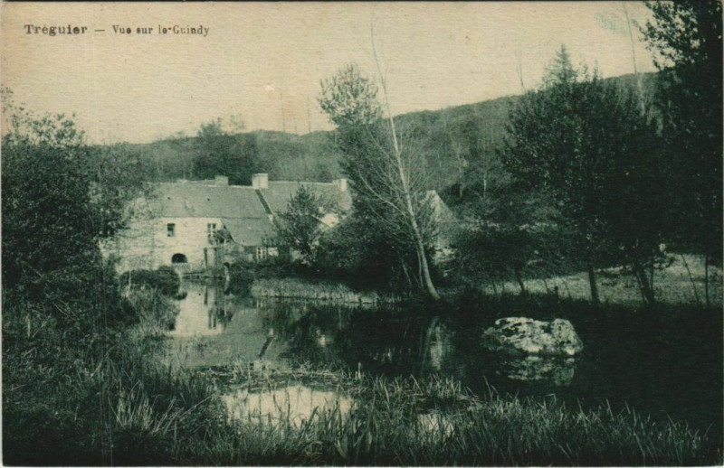 Carte postale ancienne Treguier Vue sur le Guindy