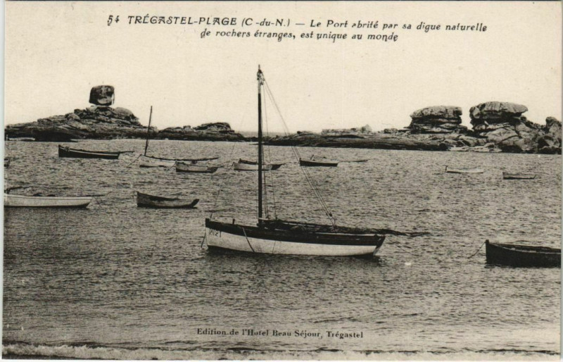 Carte postale ancienne Tregastel Plage - Le Port
