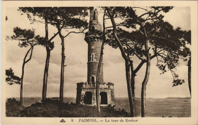 Carte postale ancienne Paimpol La Tour de Kerhor à Paimpol