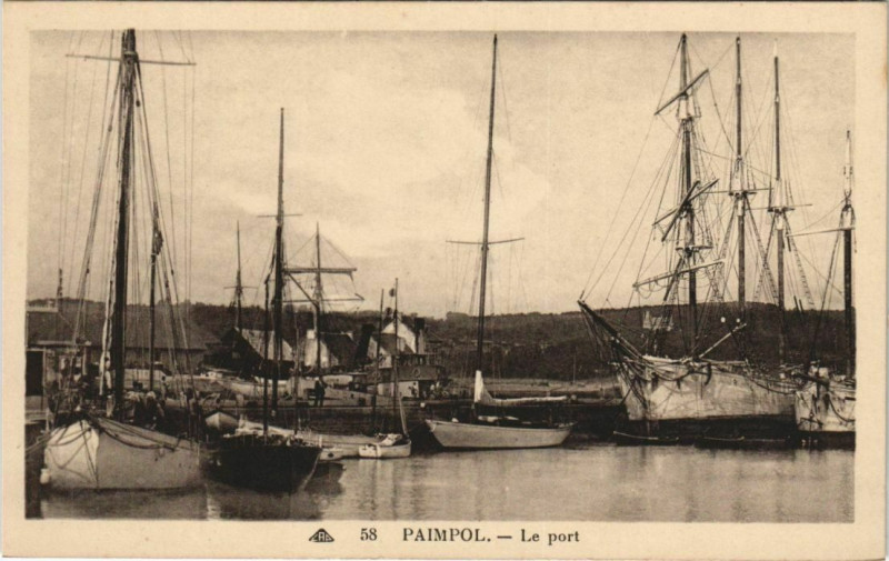 Carte postale ancienne Paimpol Le Port à Paimpol