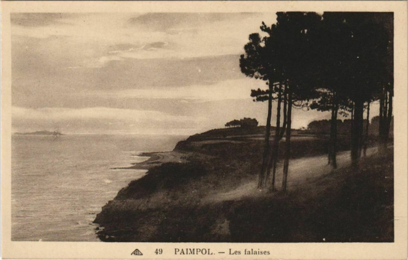 Carte postale ancienne Paimpol Les Falaises à Paimpol