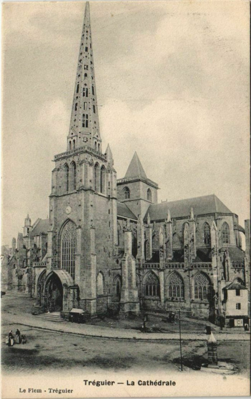 Carte postale ancienne Treguier La Cathedrale