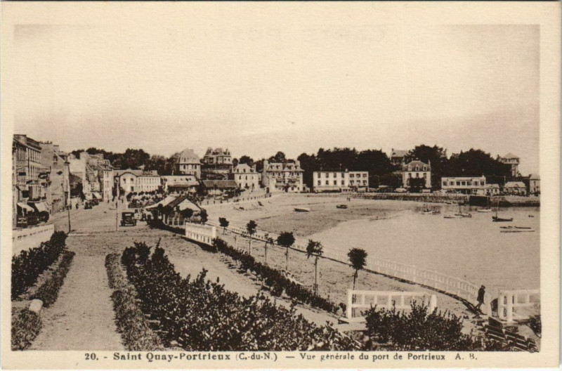 Carte postale ancienne Saint-Quay-Portrieux Vue Generale du Port de Portrieux à Saint-Quay-Portrieux
