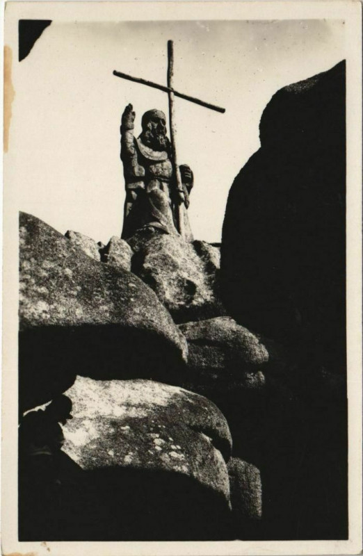 Carte postale ancienne Tregastel Le Pere Eternel