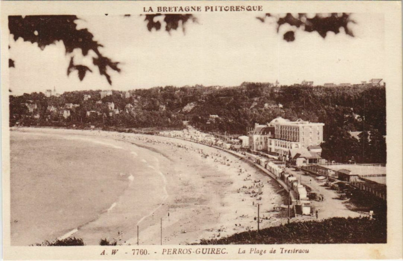 Carte postale ancienne Perros-Guirec La Plage de Trestraou à Perros-Guirec