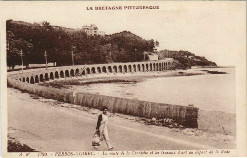 Carte postale ancienne Perros-Guirec La Route de la Corniche à Perros-Guirec